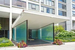 2800 N Lake Shore Dr, Chicago, IL 60657 - Photo 2