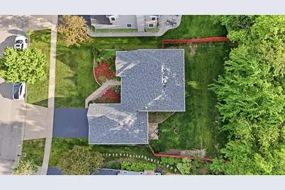 4310 Forest Glen Drive, Hoffman Estates, IL 60192 - Photo 30