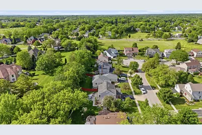 4310 Forest Glen Drive, Hoffman Estates, IL 60192 - Photo 32