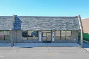 1541 Bourbon Pkwy, Streamwood, IL 60107 - Photo 1