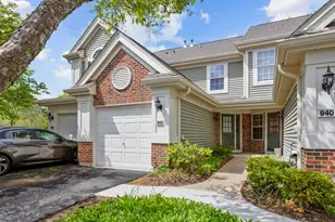 942 Little Falls Ct, Elk Grove Village, IL 60007 - Photo 1
