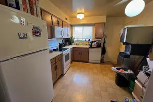 9409 Bay Colony Dr, Des Plaines, IL 60016 - Photo 6