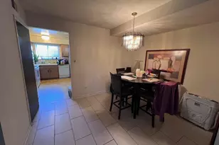 9409 Bay Colony Dr, Des Plaines, IL 60016 - Photo 4