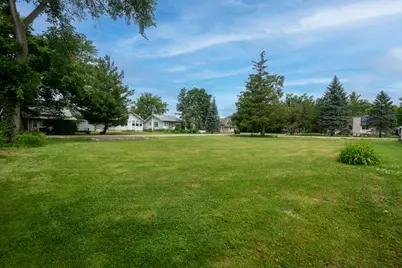 25063 W 3rd Street, Antioch, IL 60002 - Photo 4