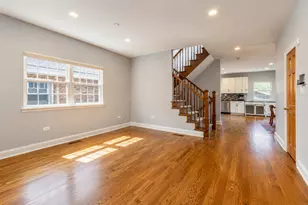 7042 W Berwyn Ave, Chicago, IL 60656 - Photo 14