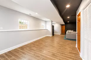 7042 W Berwyn Ave, Chicago, IL 60656 - Photo 54