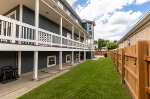 7042 W Berwyn Ave, Chicago, IL 60656 - Photo 70