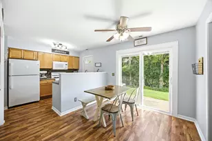 2440 Bridgewater Dr, Woodstock, IL 60098 - Photo 8