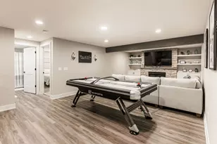 16 Kloe Ln, Sycamore, IL 60178 - Photo 64