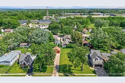 746 Parkway Avenue, Elgin, IL 60120 - Photo 36