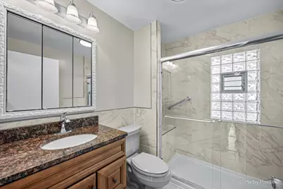 746 Parkway Avenue, Elgin, IL 60120 - Photo 10