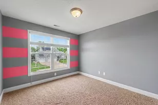 601 Silver Lake Ct, Savoy, IL 61874 - Photo 32