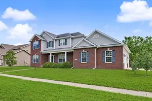 601 Silver Lake Ct, Savoy, IL 61874 - Photo 4
