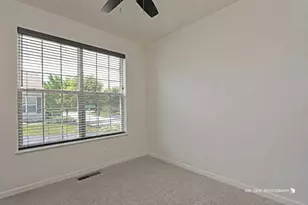 7121 Country Club Hills Dr, Fox Lake, IL 60020 - Photo 14