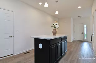 7121 Country Club Hills Dr, Fox Lake, IL 60020 - Photo 10