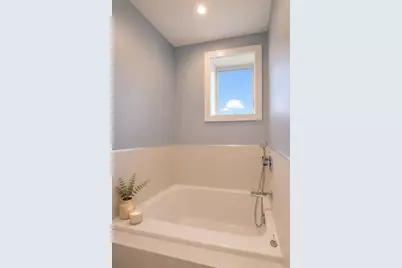 [Address not provided], Chicago, IL 60618 - Photo 14