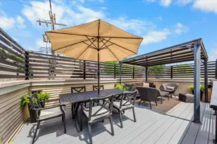1340 W Melrose St, Chicago, IL 60657 - Photo 26