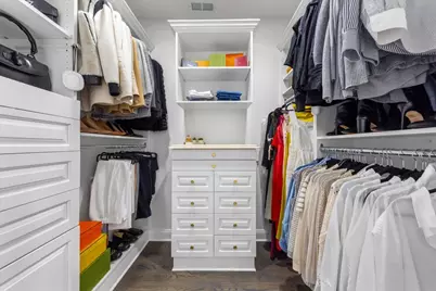1340 W Melrose Street, Chicago, IL 60657 - Photo 14