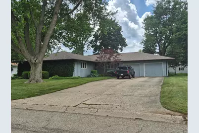 627 Shadycrest Drive, Kewanee, IL 61443 - Photo 1