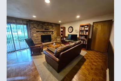 627 Shadycrest Drive, Kewanee, IL 61443 - Photo 4