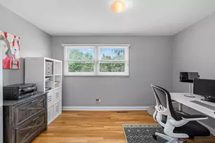 1211 W Haven Dr, Arlington Heights, IL 60005 - Photo 18