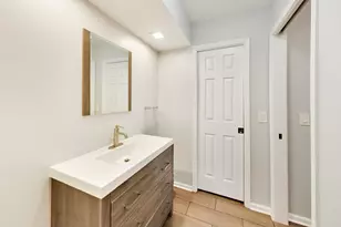4225 Terri-Lyn Ln, Northbrook, IL 60062 - Photo 14