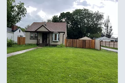 17 N Iowa Avenue, Addison, IL 60101 - Photo 2