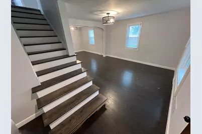 17 N Iowa Avenue, Addison, IL 60101 - Photo 4