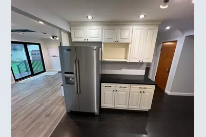 17 N Iowa Avenue, Addison, IL 60101 - Photo 14