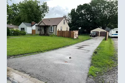 17 N Iowa Avenue, Addison, IL 60101 - Photo 1