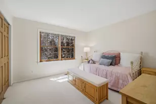 566 Yardley Trail, Mundelein, IL 60060 - Photo 24