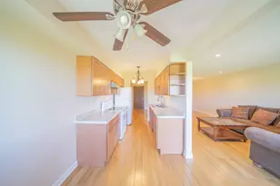 625 W Huntington Commons Rd, Mount Prospect, IL 60056 - Photo 14
