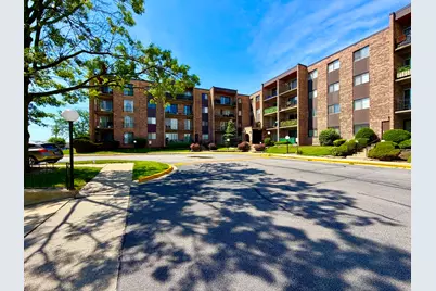 625 W Huntington Commons Road #317, Mount Prospect, IL 60056 - Photo 1