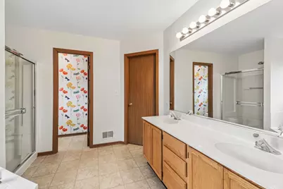 212 Mondovi Drive, Oswego, IL 60543 - Photo 32
