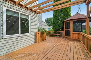 212 Mondovi Dr, Oswego, IL 60543 - Photo 46
