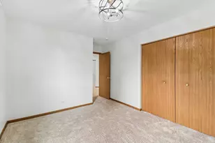 212 Mondovi Dr, Oswego, IL 60543 - Photo 28