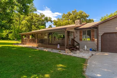 180 White Oak Lane, Harrisburg, IL 62946 - Photo 4