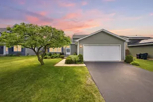 2438 Lotus Dr, Round Lake Heights, IL 60073 - Photo 2