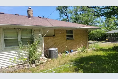 3707 Oak Grove Avenue, Rockford, IL 61108 - Photo 16