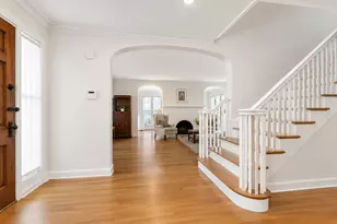 938 Fair Oaks Ave, Oak Park, IL 60302 - Photo 2