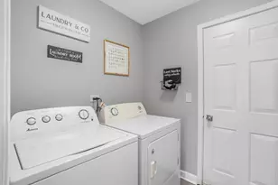 10499 Fleetwood St, Huntley, IL 60142 - Photo 12