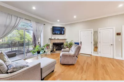 2551 W Arthur Avenue #1W, Chicago, IL 60645 - Photo 6