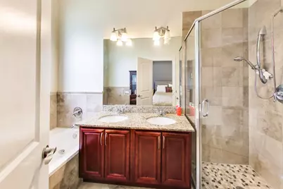 2551 W Arthur Avenue #1W, Chicago, IL 60645 - Photo 16