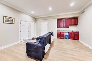 2551 W Arthur Ave, Chicago, IL 60645 - Photo 22