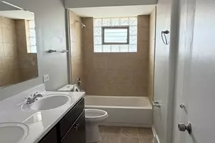 4024 W 103rd St, Oak Lawn, IL 60453 - Photo 8