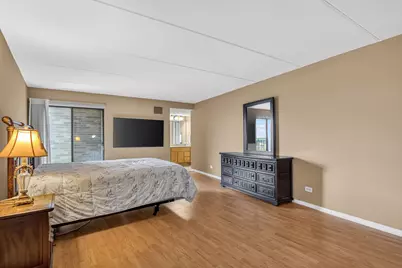 6340 Americana Drive #1101, Willowbrook, IL 60527 - Photo 22
