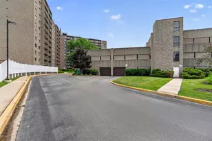 6340 Americana Dr, Willowbrook, IL 60527 - Photo 48