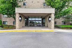 6340 Americana Dr, Willowbrook, IL 60527 - Photo 58