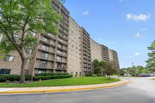 6340 Americana Dr, Willowbrook, IL 60527 - Photo 56