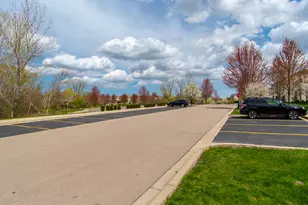 216 N Commerce St, Aurora, IL 60504 - Photo 50